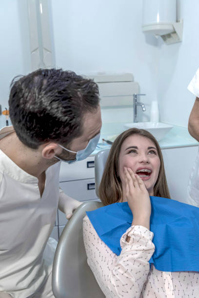Best Urgent Tooth Repair  in Lubeck, WV